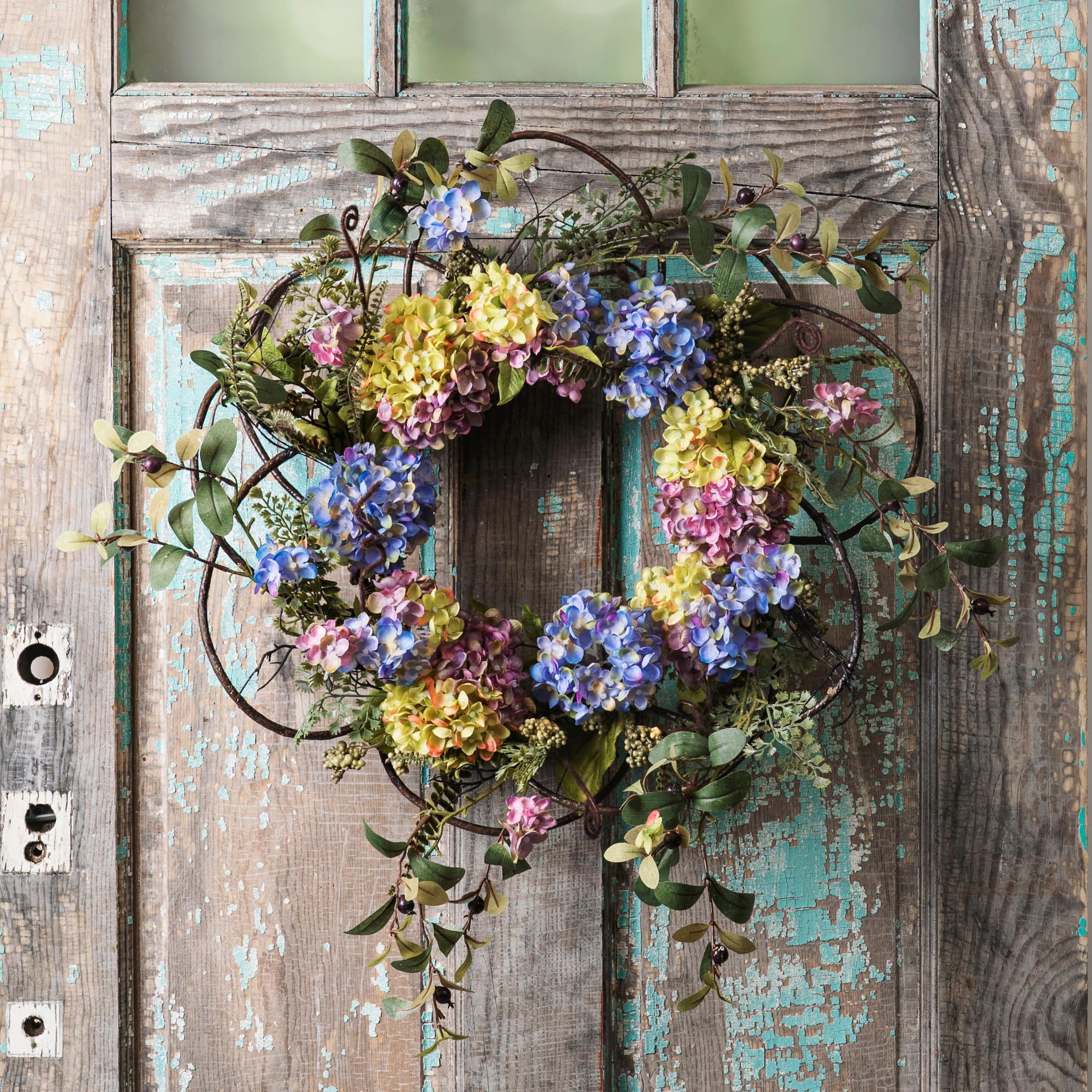 22" Purple Hydrangea Floral Wreath